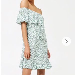 Green floral off the shoulder dress!